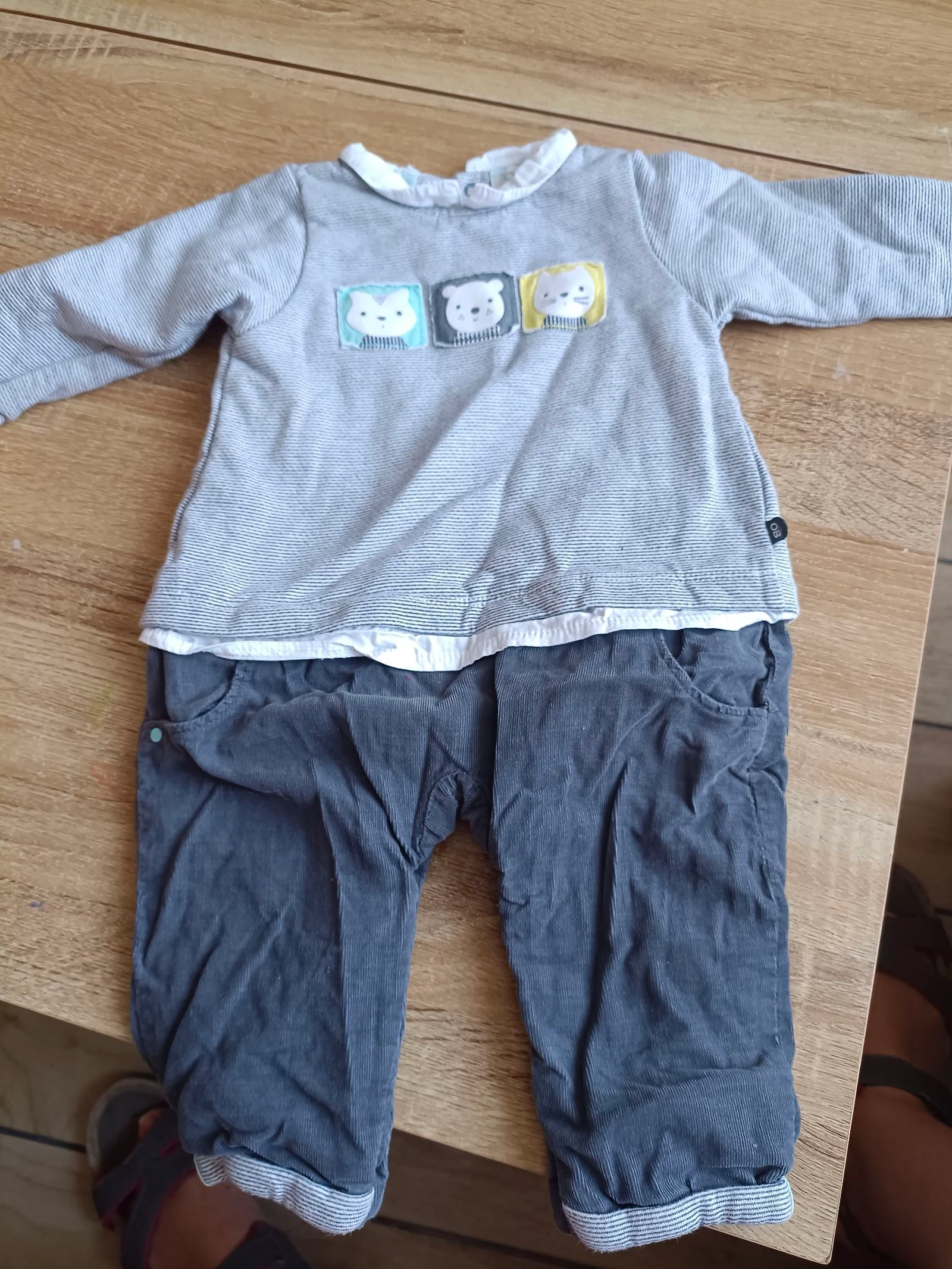 Ensemble 1 pièce 6 mois